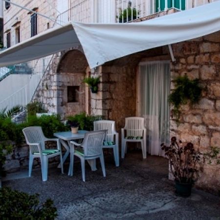 Marina Rooms Komiža Quarto foto